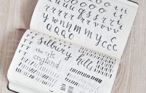 Ressources pour débuter en lettering (Tutos, artistes à suivre, conseil de brush pen)