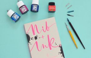 Apprendre le lettering à la plume: le joli livre Nib+Ink