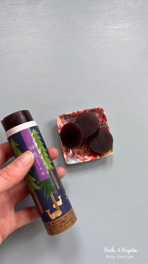 Goûter des douceurs japonaises