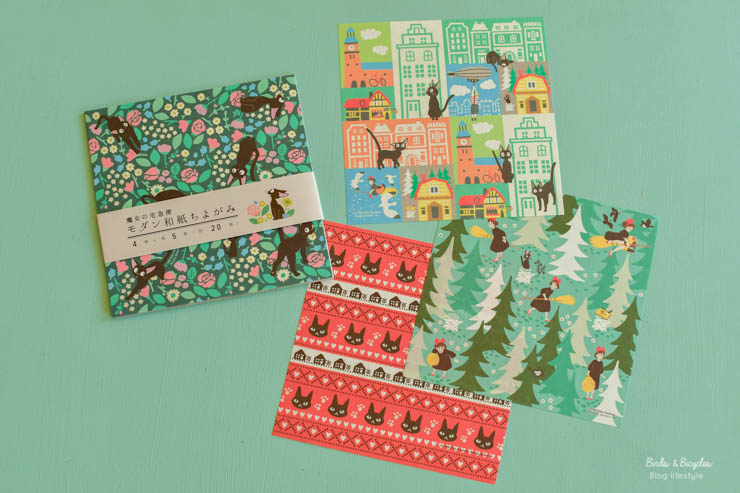 kit de feuilles à origami des studios Ghibli, avec Kiki la petite sorcière.