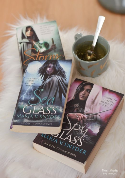 Storm Glass: une trilogie de fantasy autour de la magie du verre